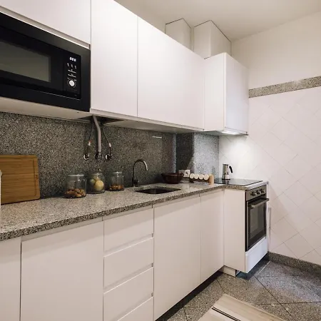 Ladispoli - 1 Bedroom In Estrela شقة Lisboa